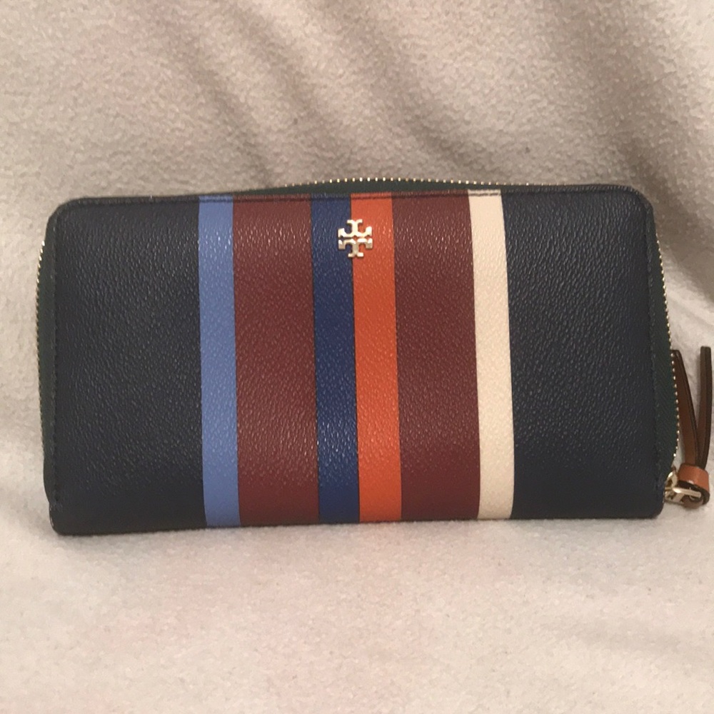 Tory Burch wallet